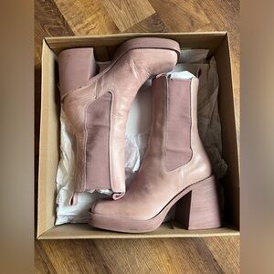 Steve Madden Pink LIRA Boots